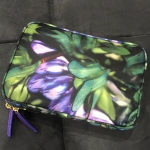 Brand new Sonia Kashuk makeup bag!